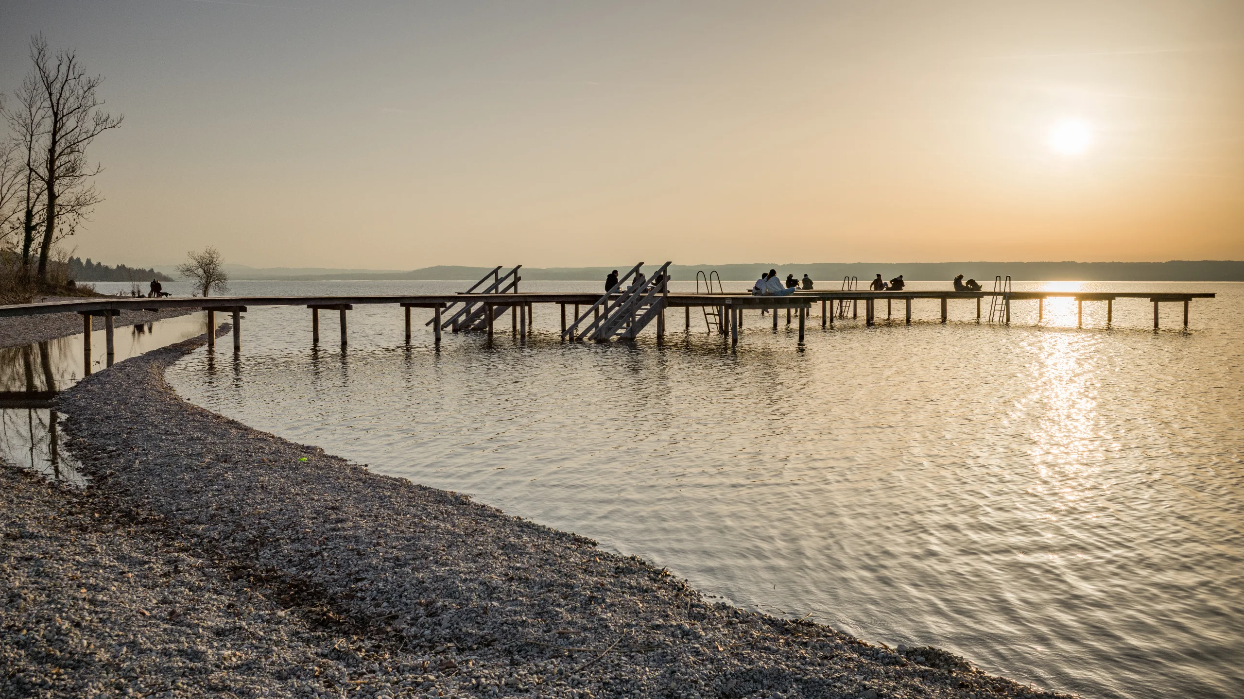 Herrschinger Promenade – Am Ufer